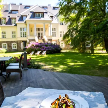 Hotel Palac & Wellness