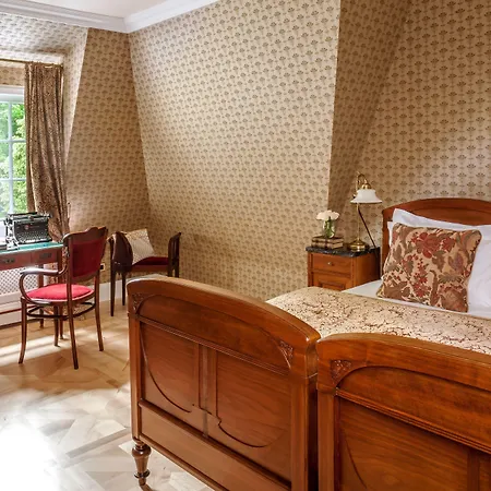 Pałac Resort&wellness 5*