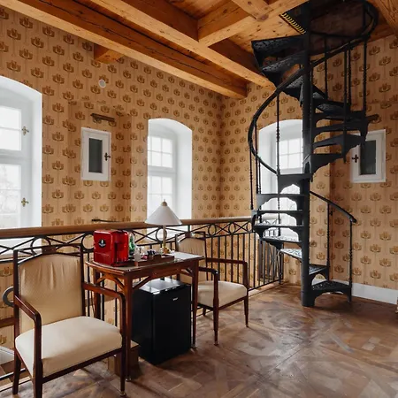 Palac & Wellness فندق 5*