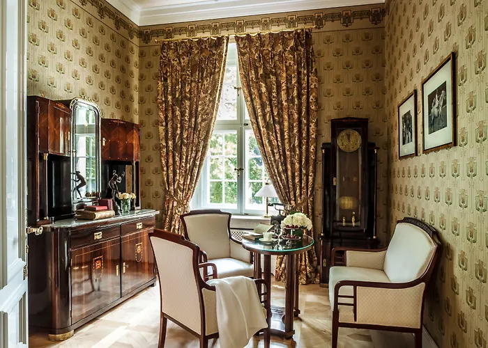 Palac & Wellness 5* Ciekocinko