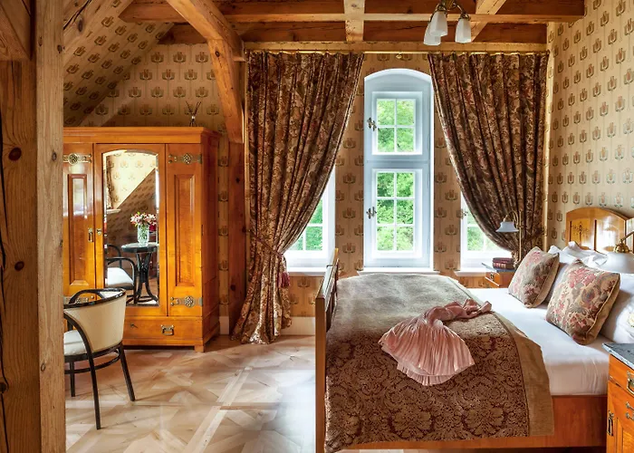 Pałac Resort&wellness 5*